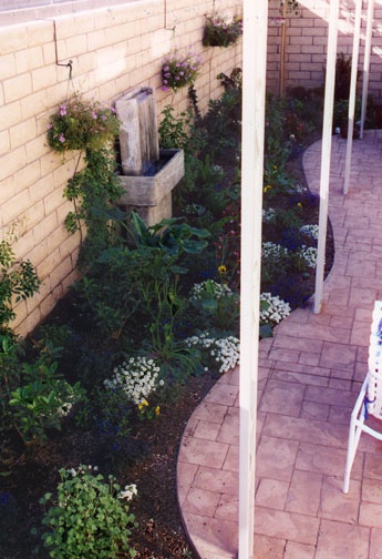 Soft Curvy Patio